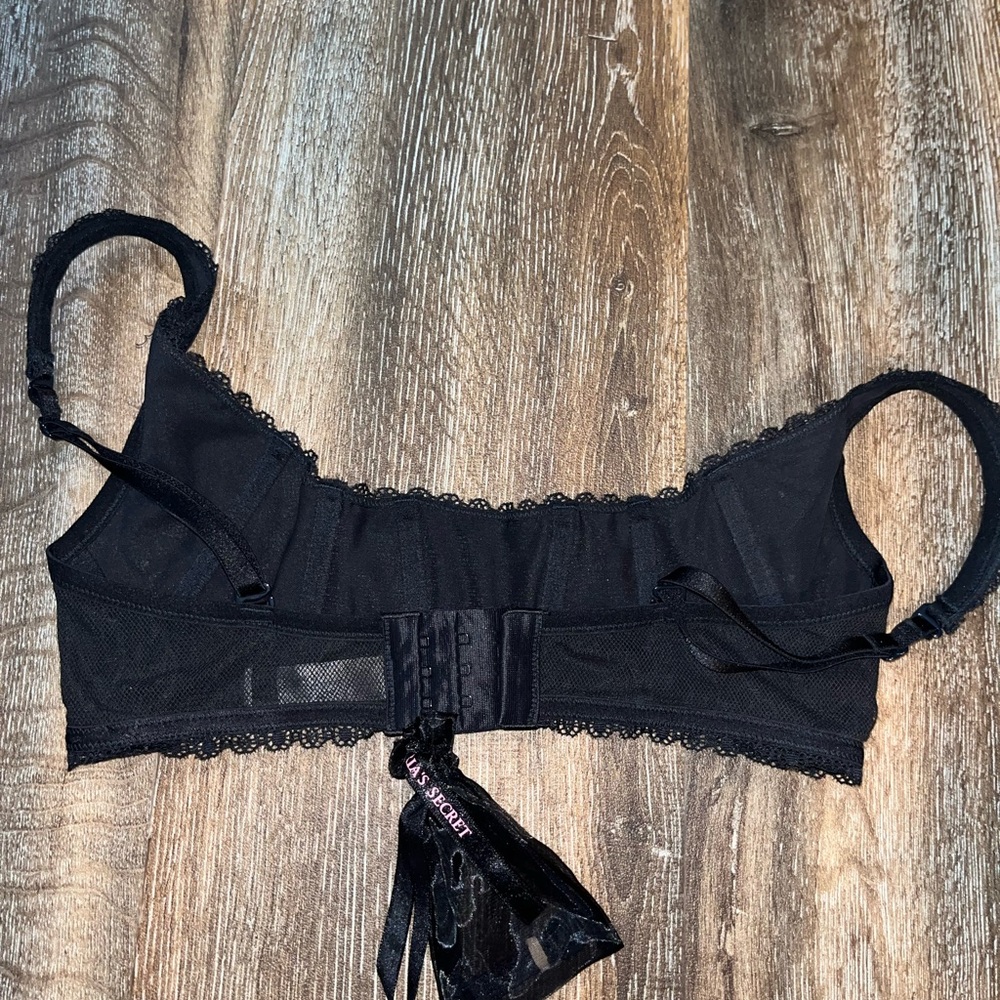 NWOT Victoria’s Secret Black Very Sexy Bralette Lace Lingerie Bra Size small - Picture 4 of 5